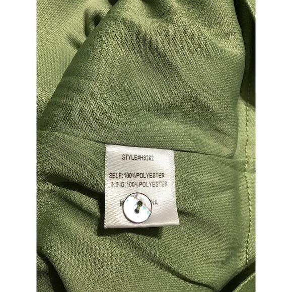 GJO Swiss Dot 3/4 Sleeve Women's Top | Med Green Relaxed Fit - Picture 8 of 9